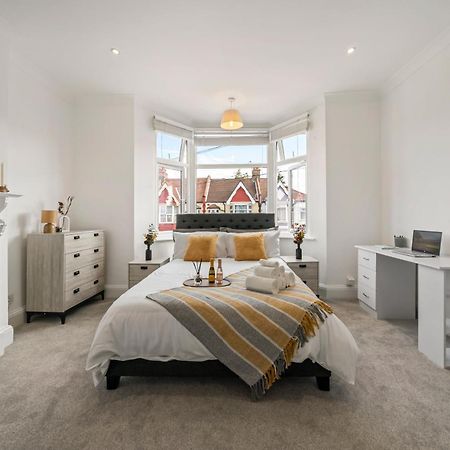 2025 Award Winning - 2 Bedroom Luxury Apartment Next To Wembley Stadium London Eksteriør billede
